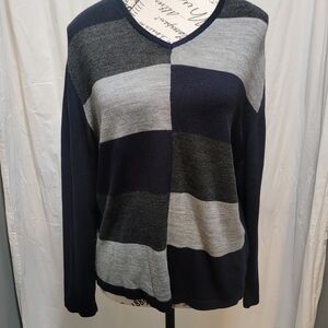 Carolyn Taylor Women's Color Block Sweater - Black and Gray